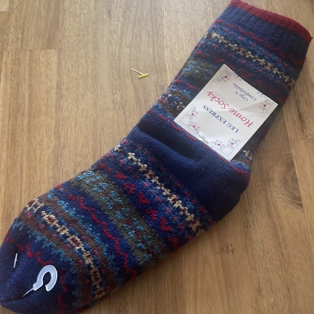MUK LUKS ⭐️AERIE Y & Leg Express socks bundle